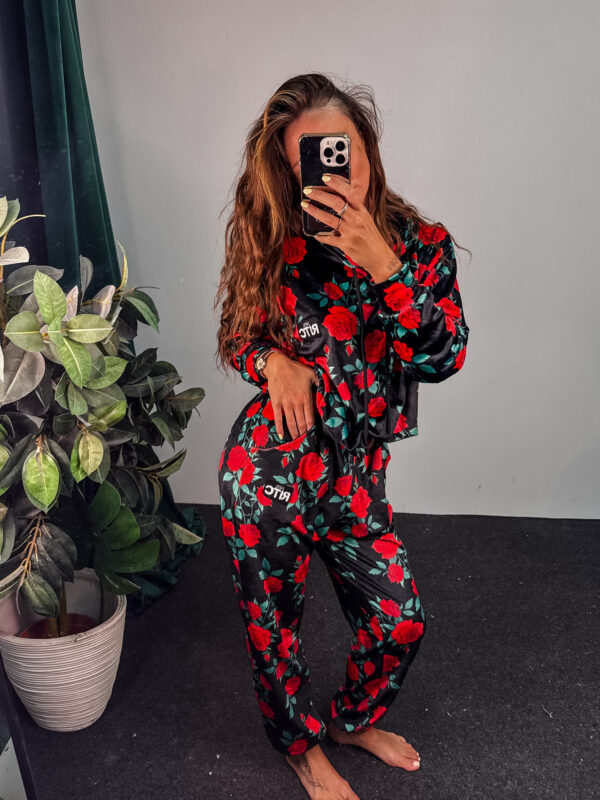 Βελουτέ Σετ Trinity Roses Print