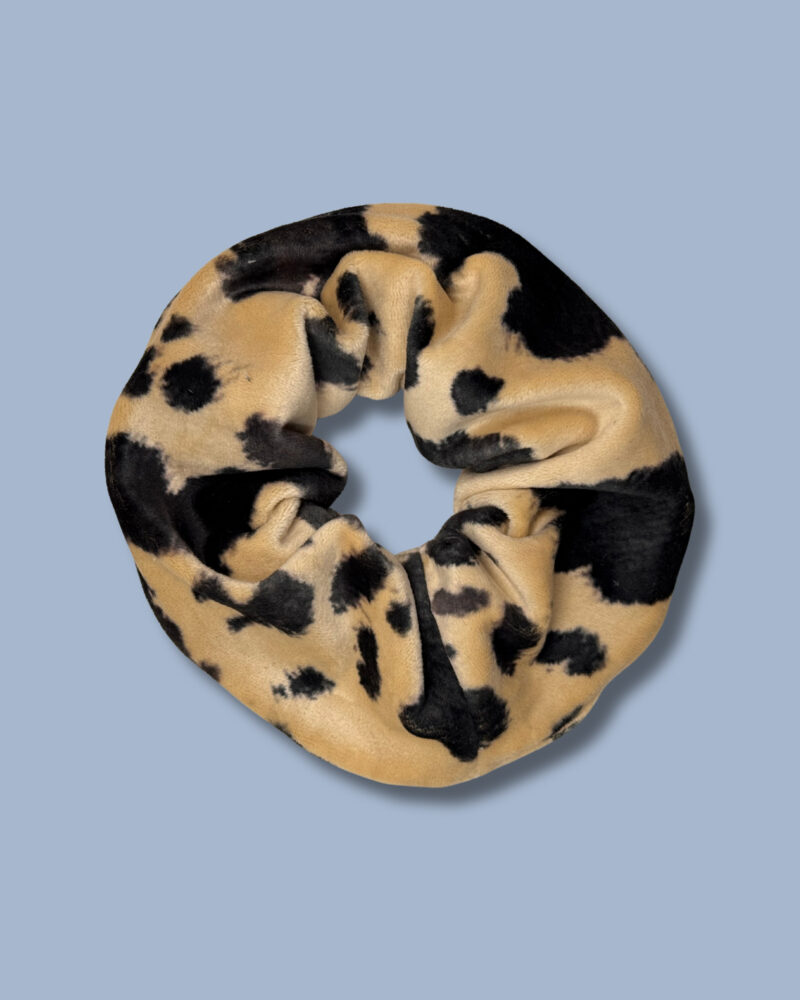 Scrunchie Daisy Beige Cow Print