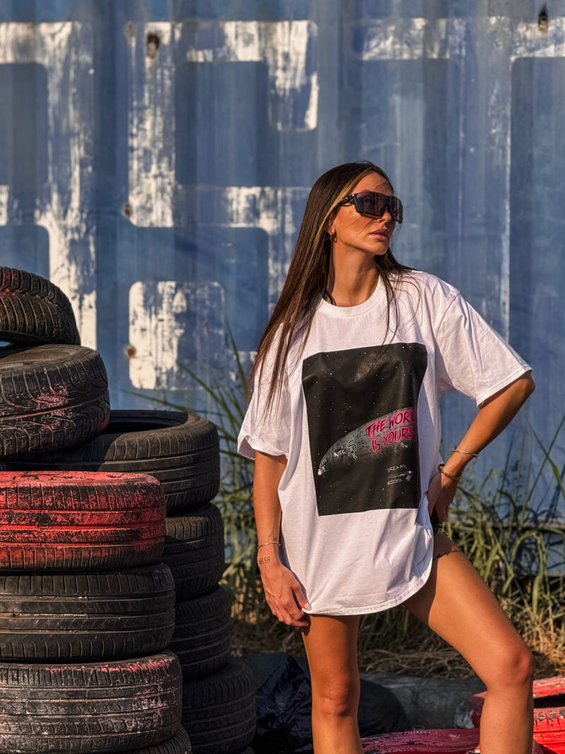 The World Is Yours Print T-shirt - Image 5