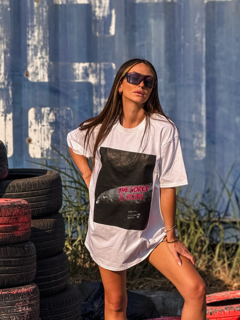 The World Is Yours Print T-shirt - Image 4