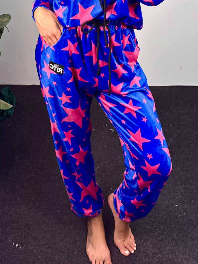 Βελουτέ Παντελόνι Raina Electric Blue Stars Print - Image 2
