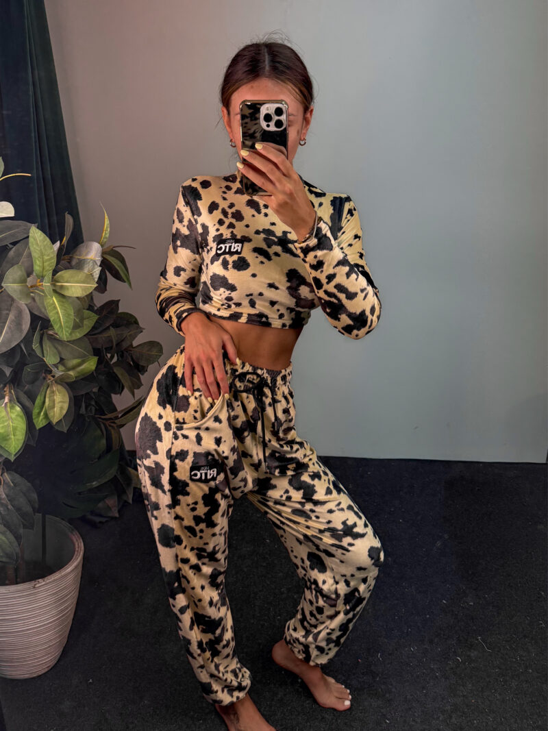 Βελουτέ Σετ Nina Beige Cow Print - Image 3