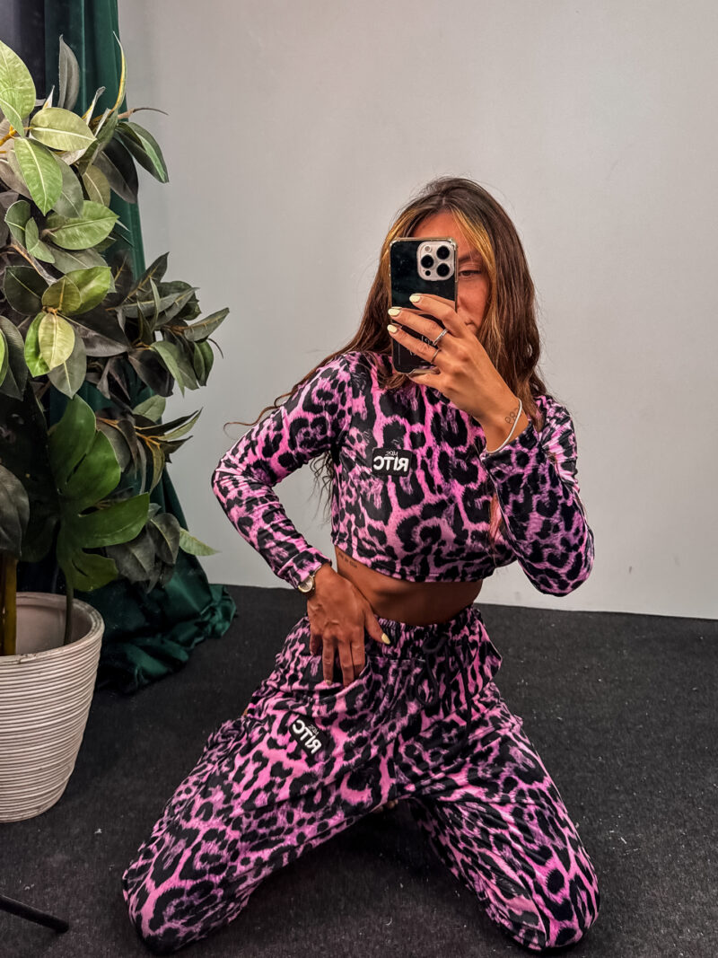 Βελουτέ Σετ Nina Pink Leopard Print - Image 3