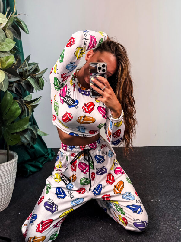 Βελουτέ Σετ Nina White Tongues Print