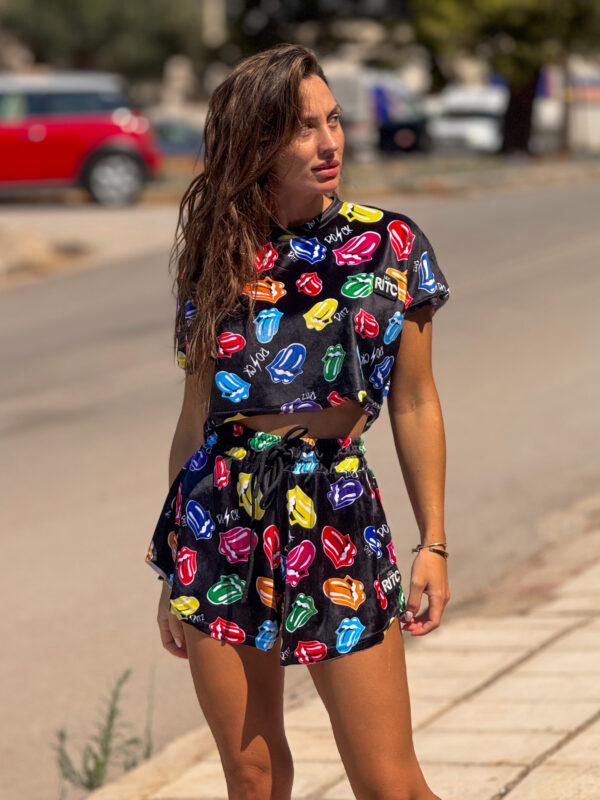 Βελουτέ Σετ Shorts Greta Black Tongues Print