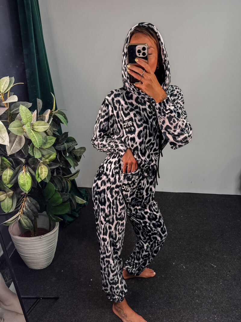 Βελουτέ Σετ Trinity White Leopard Print