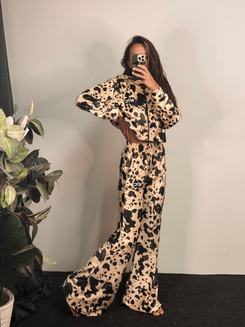 Βελουτέ Σετ Anima Beige Cow Print - Image 2