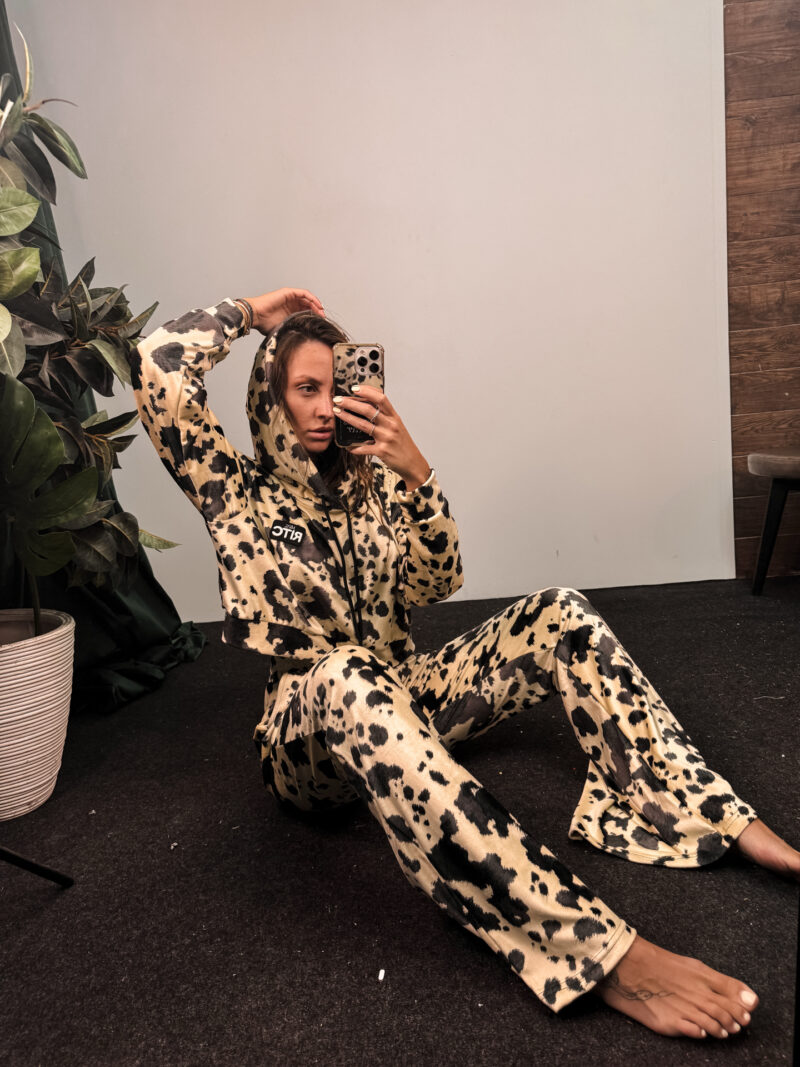 Βελουτέ Σετ Anima Beige Cow Print - Image 3