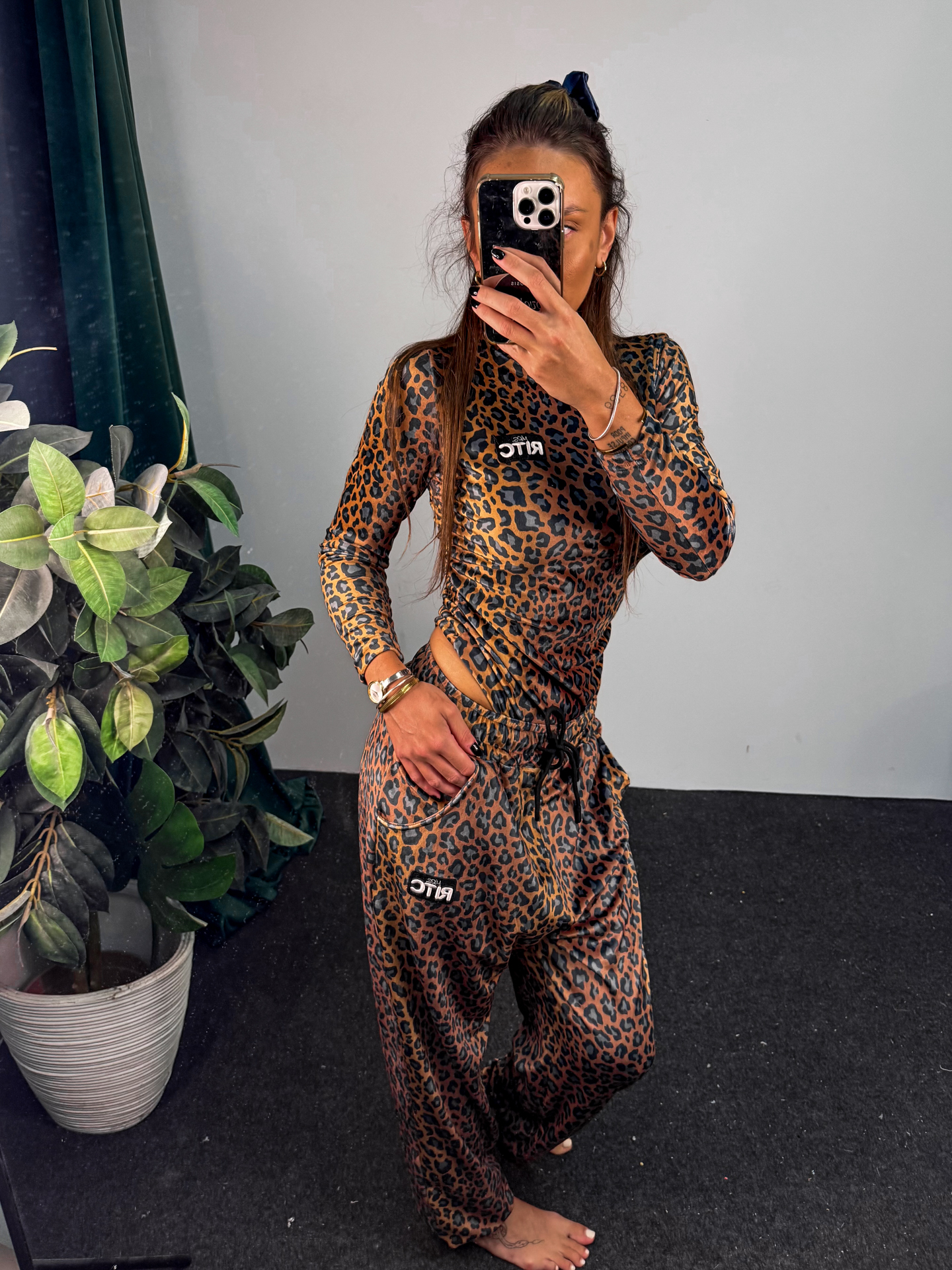 Βελουτέ Σετ Nina Golden Brown Leopard Print - Image 10