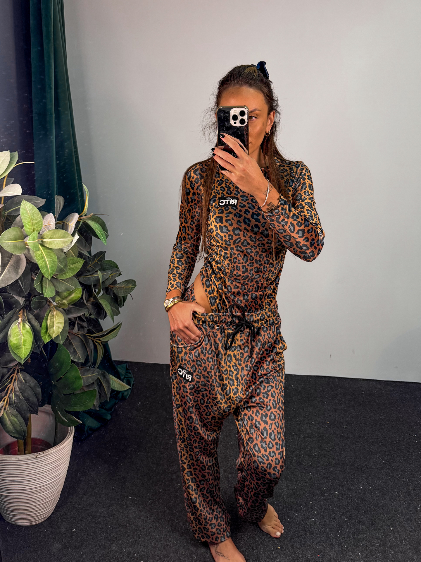 Βελουτέ Σετ Nina Golden Brown Leopard Print - Image 8