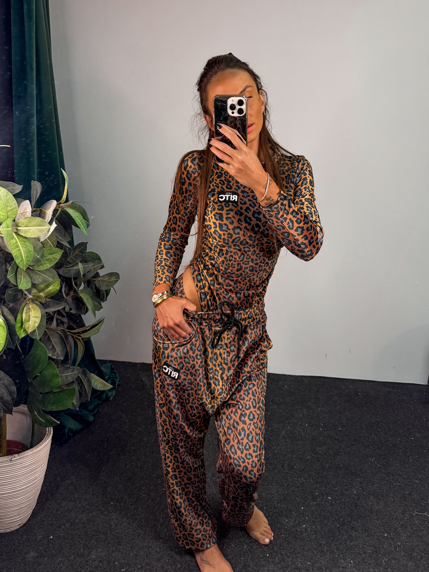 Βελουτέ Σετ Nina Golden Brown Leopard Print - Image 9