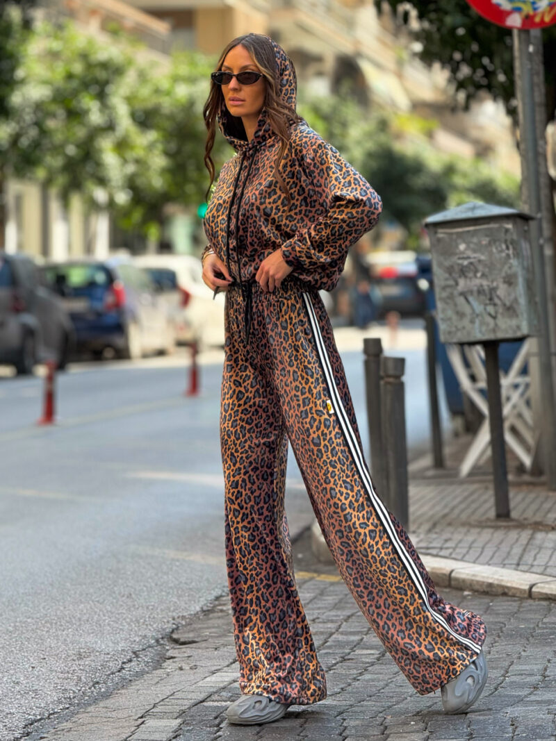 Fashion Limousine | Golden Brown Leopard Print Velvet Set Angie