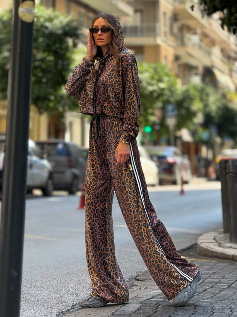 Fashion Limousine | Golden Brown Leopard Print Velvet Set Angie - Image 3
