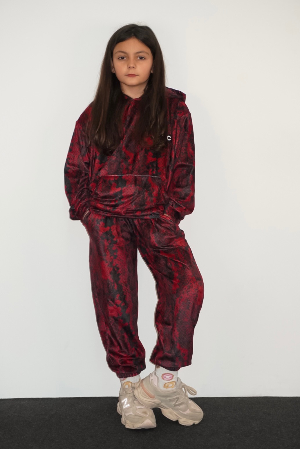 Παιδικό Βελουτέ Σετ Taylor Red Snake Skin Print