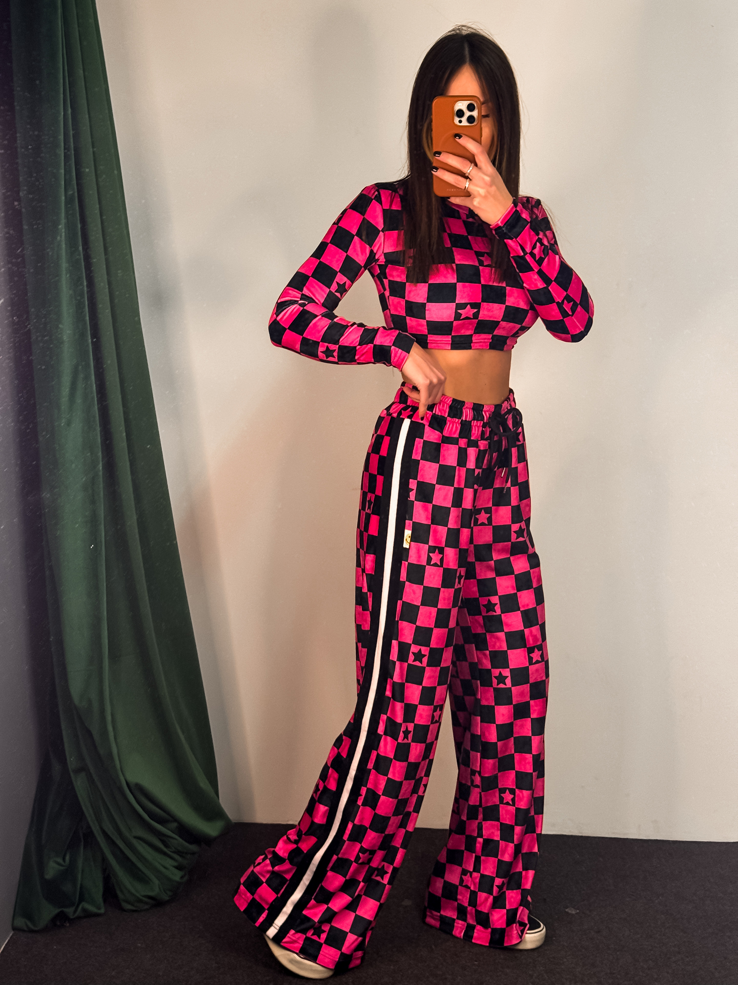 Fashion Limousine | Velvet Crop Set Sophia Hot Pink and Black Checkerboard Star Print - Image 2