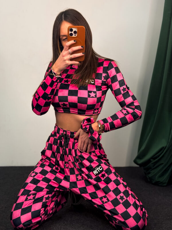 Βελουτέ Crop Longsleeve Set Nina Hot Pink and Black Checkerboard Star Print