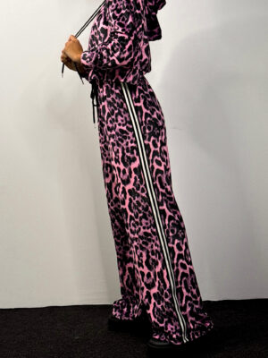 Fashion Limousine | Pink Leopard Print Velvet Pants Angie