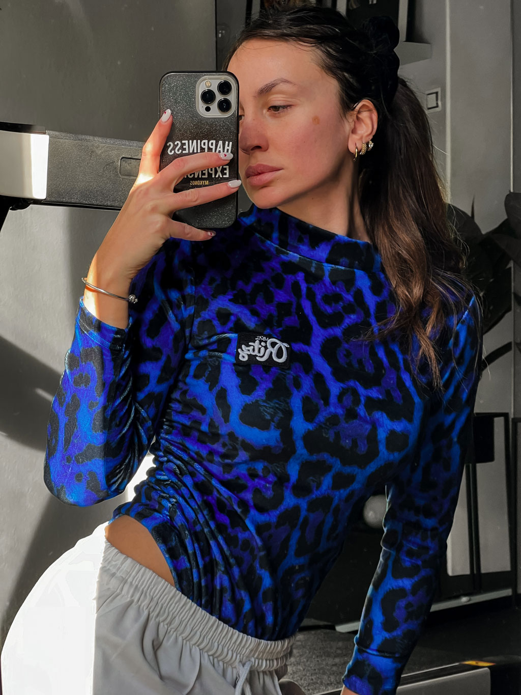 Velvet Set Nina Blue Leopard Print - Image 5