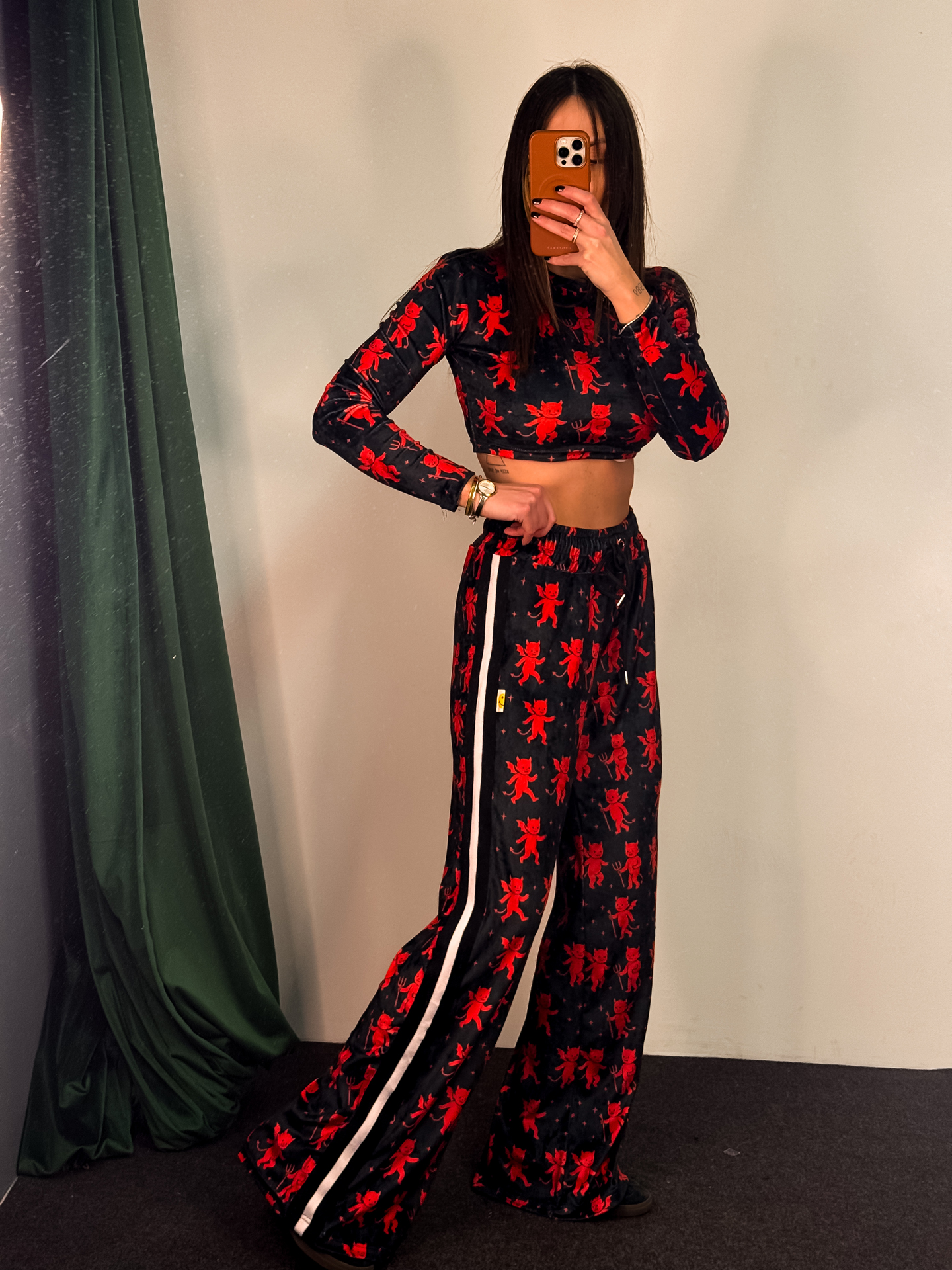 Fashion Limousine | Velvet Crop Set Sophia Black - Red Devil Print - Image 3