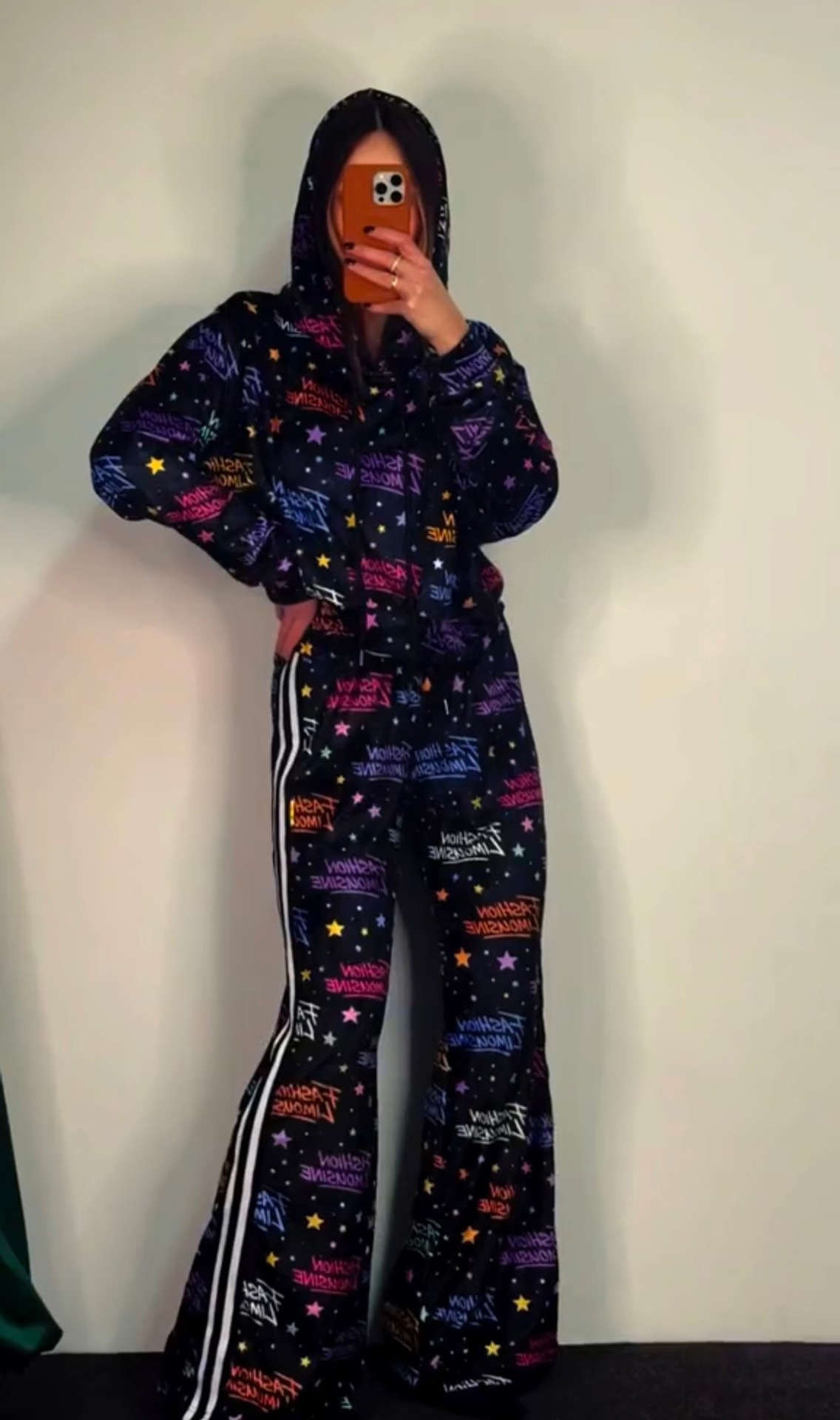 Fashion Limousine | Velvet Hoodie Set Amelia FL Logo Print - Image 2