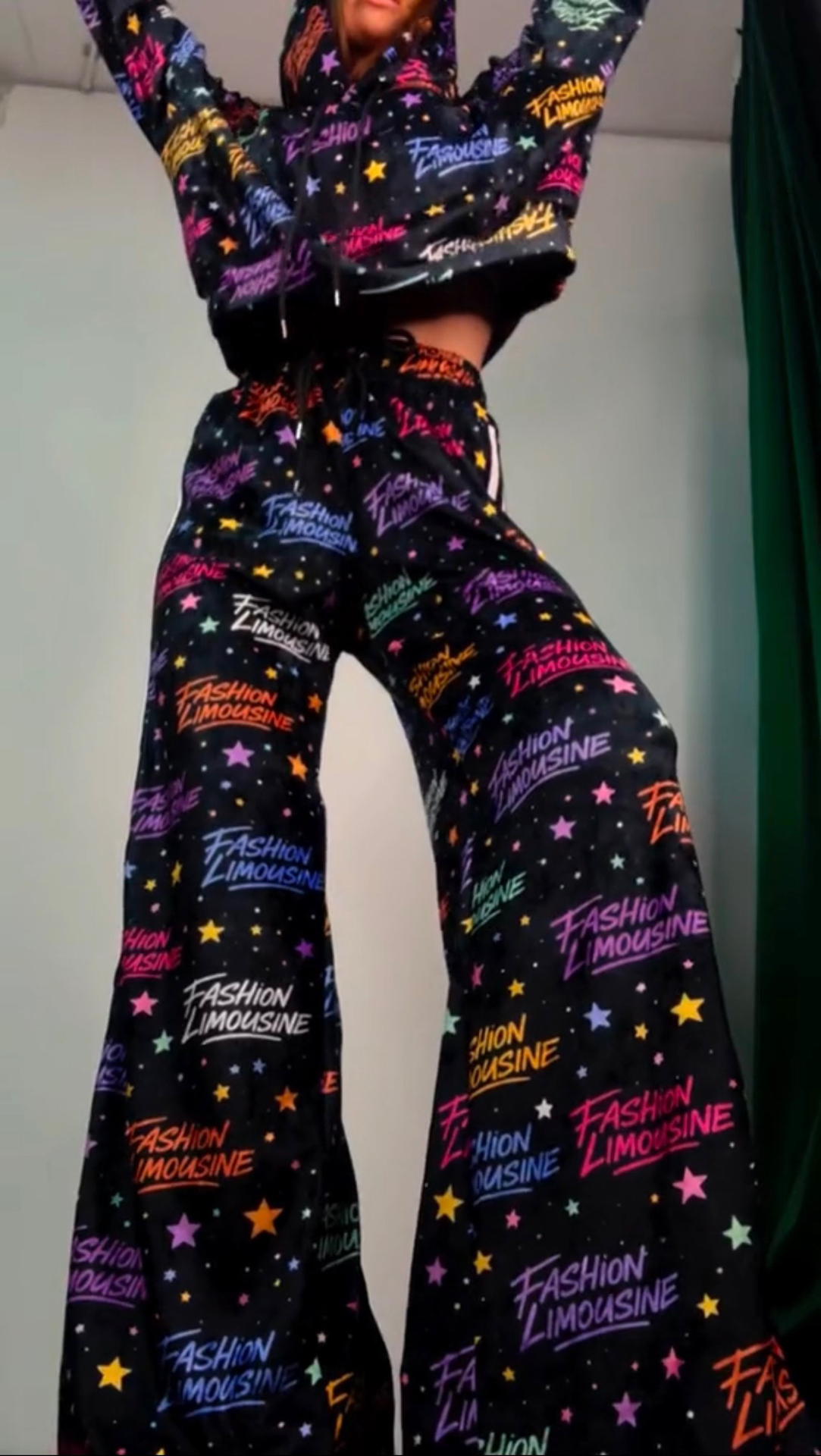Fashion Limousine | Velvet Hoodie Set Amelia FL Logo Print