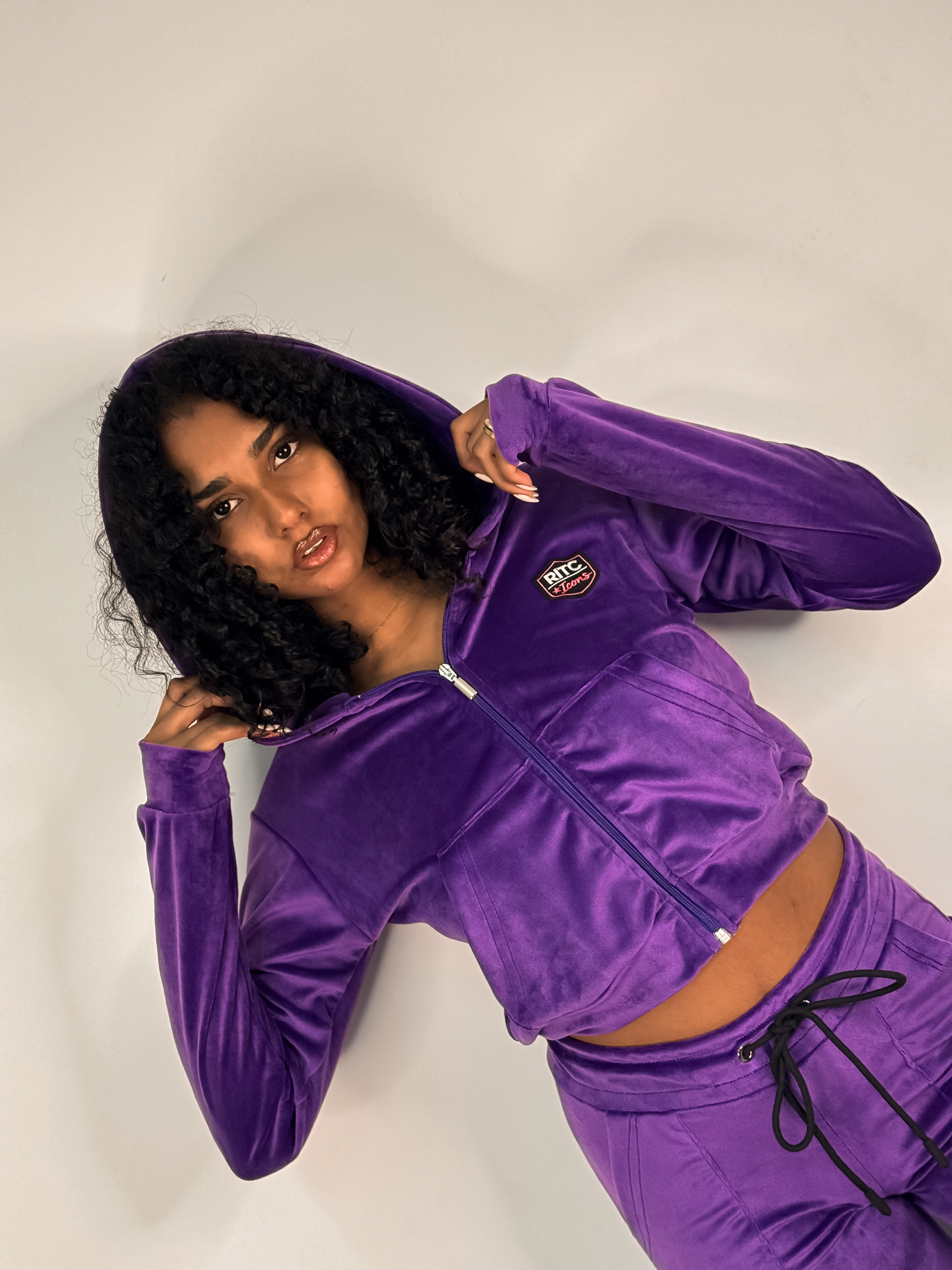 Velvet Hoodie Vivian Purple - Image 6