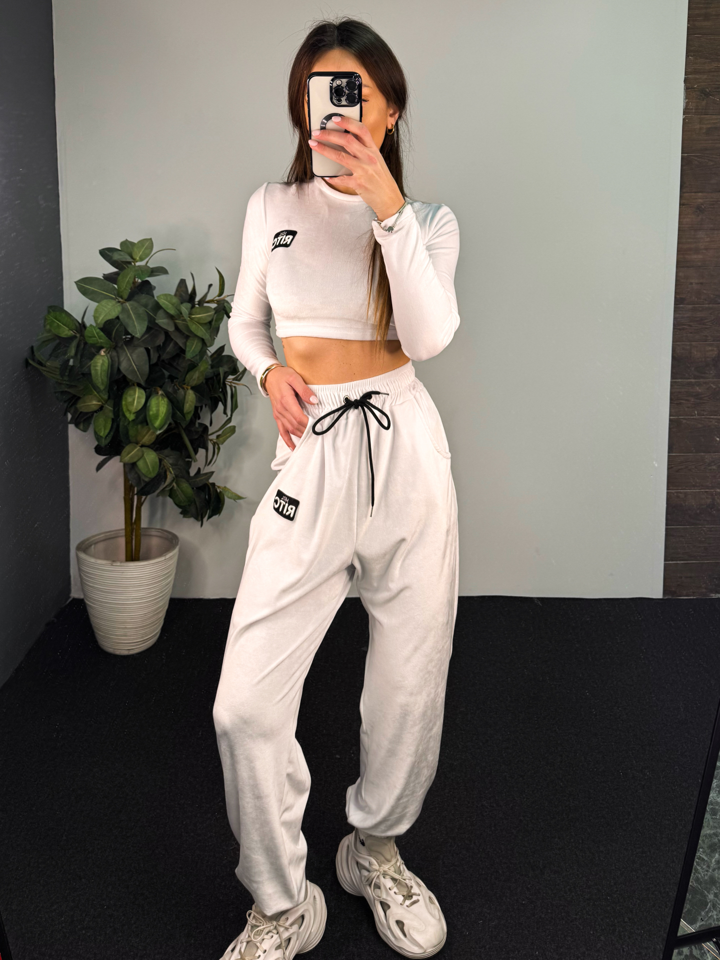 Velvet Set Nina Coconut White - Image 2
