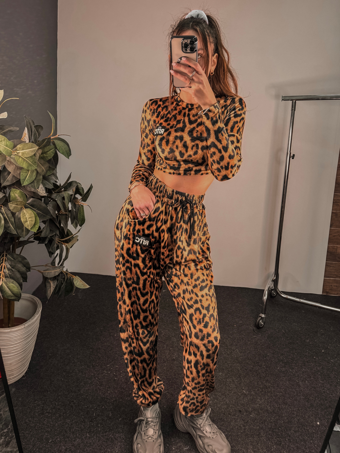 Βελουτέ Σετ Nina Leopard Print - Image 2