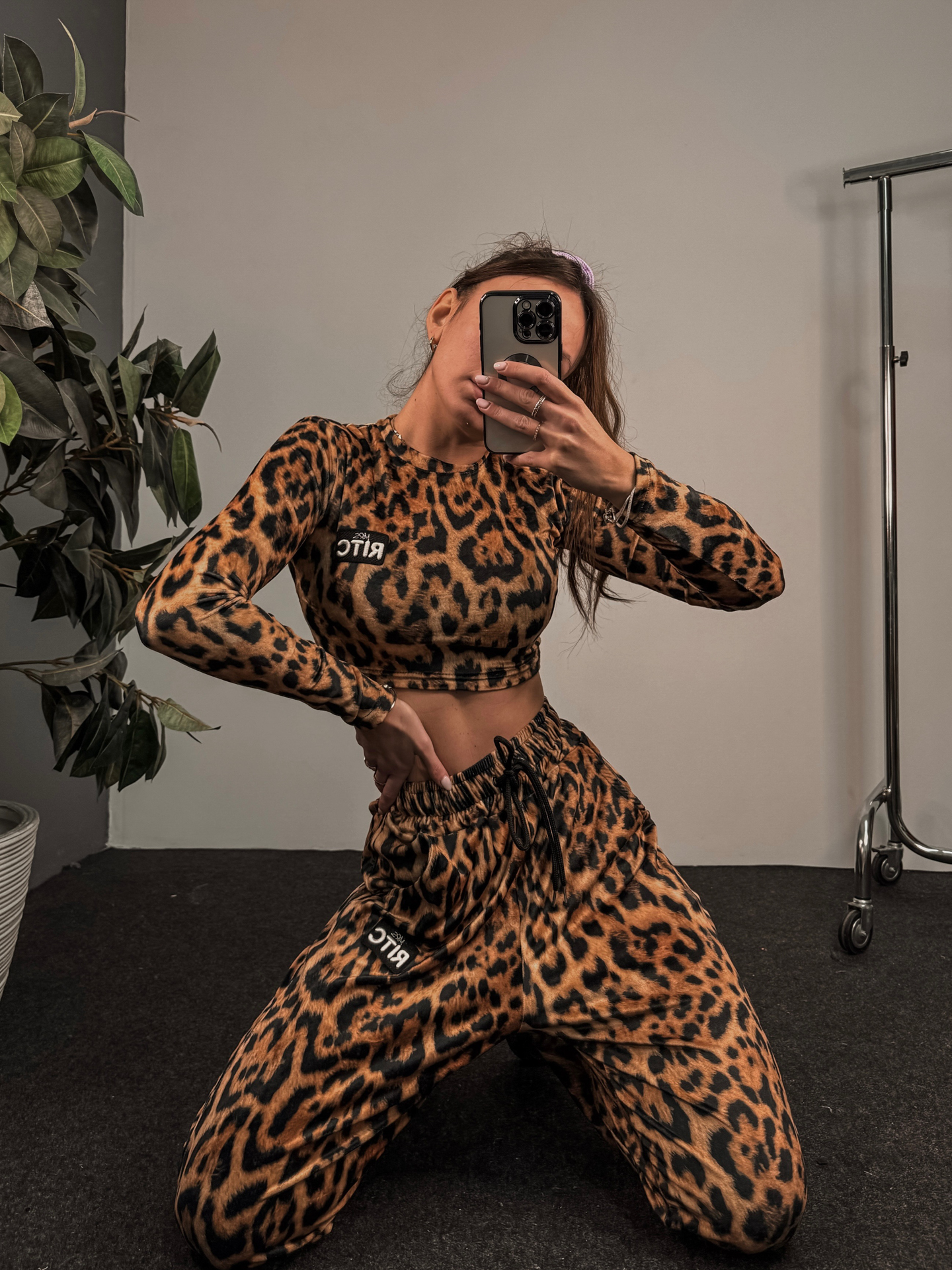 Βελουτέ Σετ Nina Leopard Print - Image 5