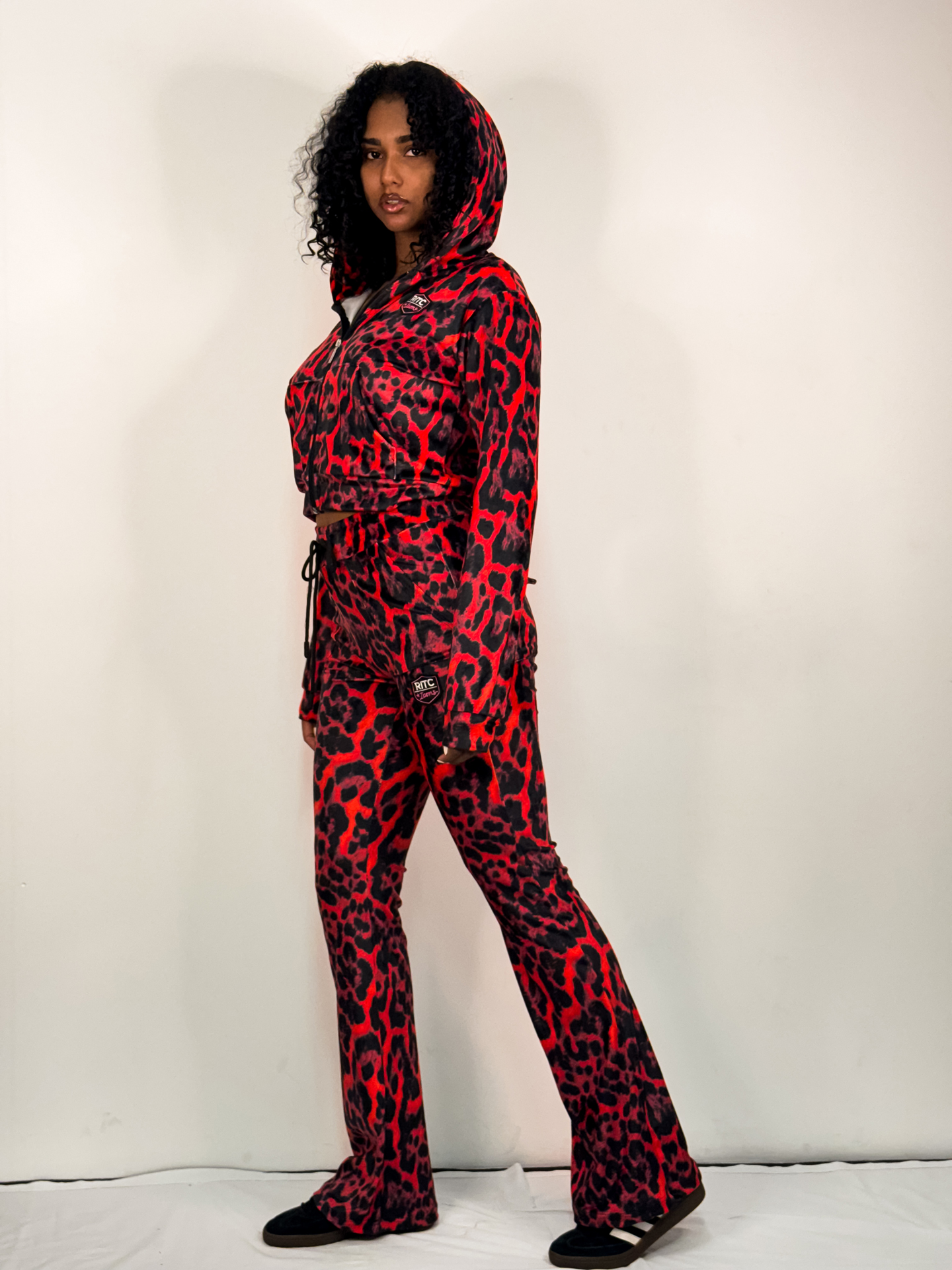 Velvet Set Vivian Red Leopard Print - Image 7