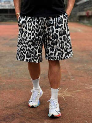 Βελουτέ Βερμούδα Logan White Leopard Print