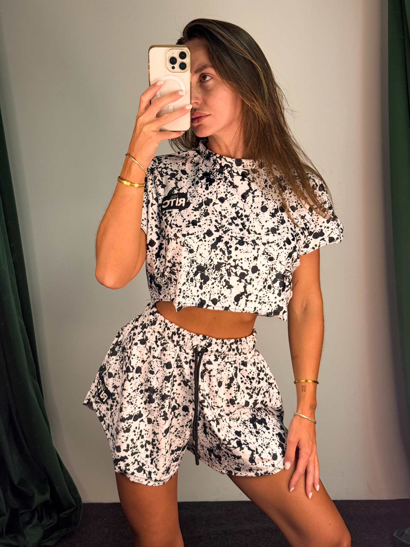 Βελουτέ Σετ Shorts Valerie Splash Print - Image 4