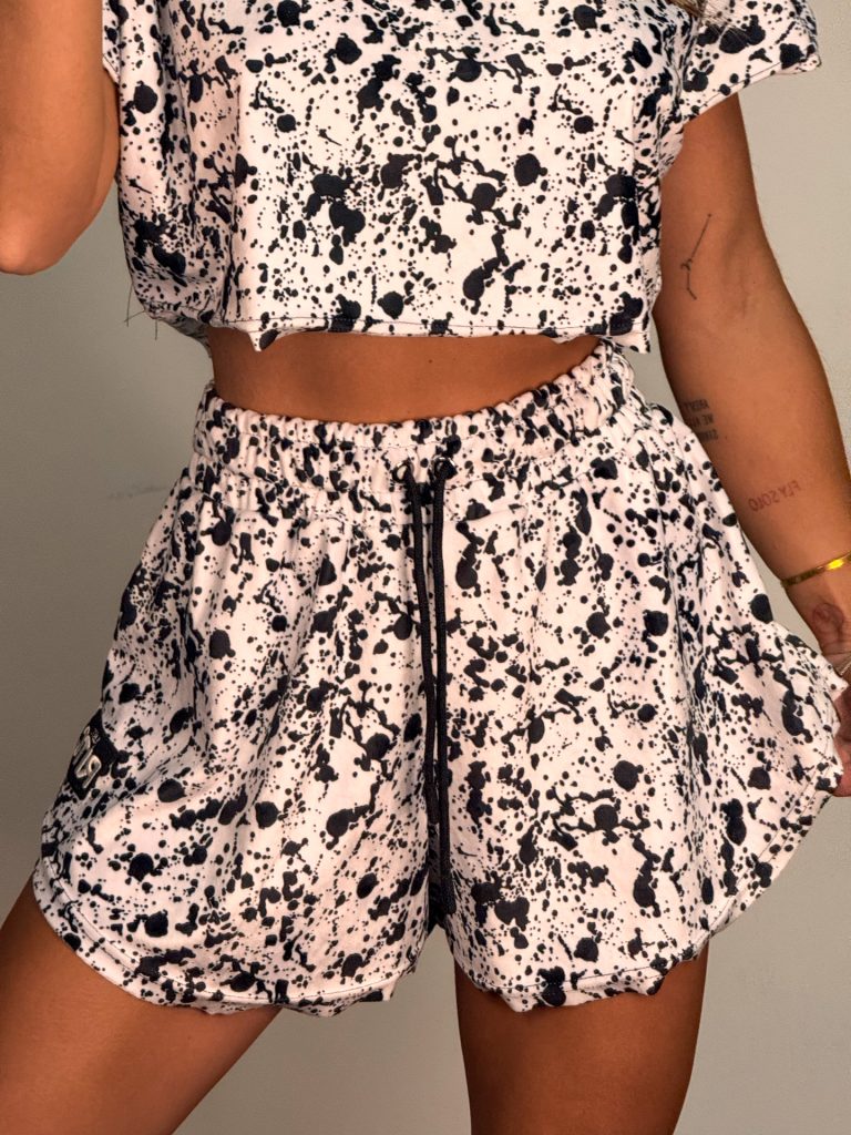 Βελουτέ Shorts Melody Splash Print