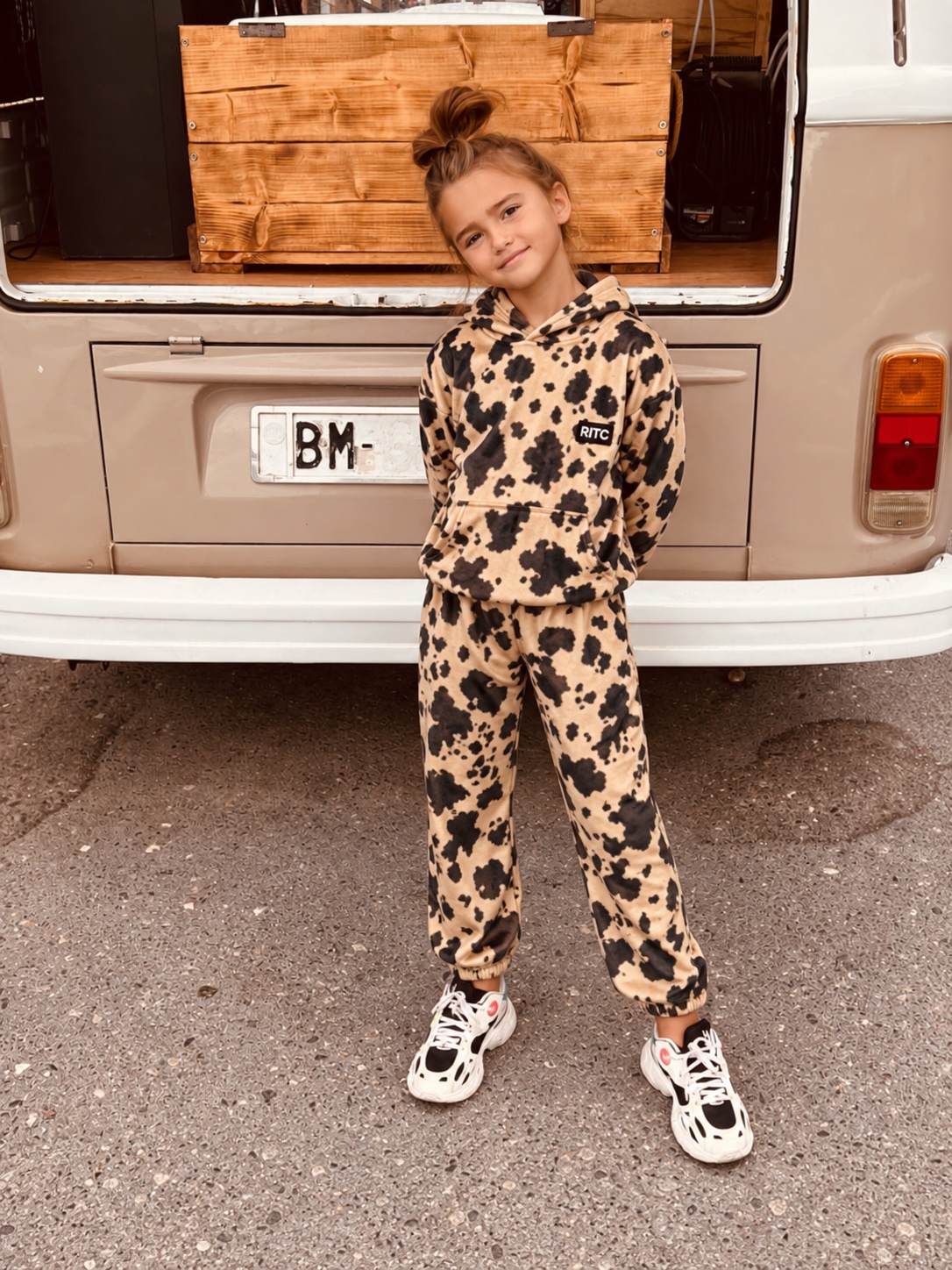 Παιδικό Βελουτέ Σετ Trinity Beige Cow Print